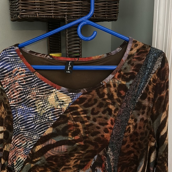 Sacred Threads flowing multi colored southwestern style top. NWOT - Picture 3 of 9